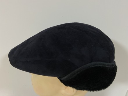 Цвет чёрный в размере 56 .Зимняя , мужская тёплая кепка реглан из искусственной . . фото 3