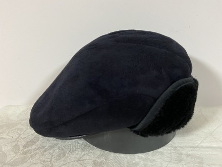Цвет чёрный в размере 56 .Зимняя , мужская тёплая кепка реглан из искусственной . . фото 2
