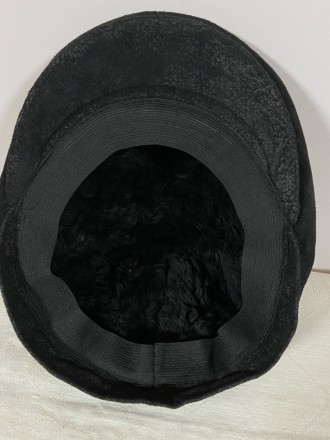 Колір чорний в розмірі 56-57 см . Зимова, чоловіча тепла кепка реглан зі штучної. . фото 3