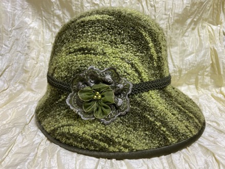 Розмір; 55-57 см. капелюх у зелено-оливкових тонах із середніми крисами 7 см , щ. . фото 2