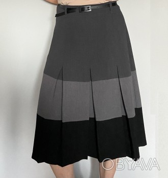  Женская трёх цветная классическая строгая юбка с встречными складками с оттенка. . фото 1