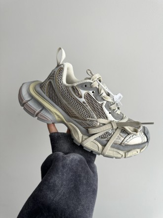 Жіночі кросівки BALENCIAGA 3XL DIRTY BEIGE premium 39. Київ. фото 1 Жіночі кросівки BALENCIAGA 3XL DIRTY BEIGE premium 39. Київ. фото 1