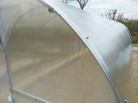 Теплиця 3х8м "Скеля" з полікарбонатом
Арковий каркас теплиці "Скеля" виготовлени. . фото 7