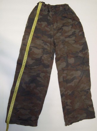 Брюки штаны  с подкладкой FF на рост 128

Продаются как есть без претензий воз. . фото 2