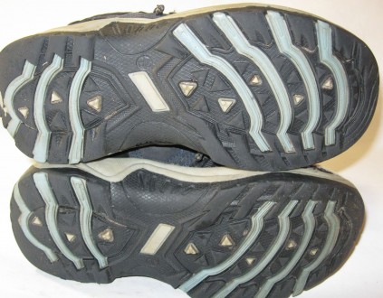 Ботинки зимние Trex 30-31 р. 19. 5 см. по стельке.

Внешнее состояние и размер. . фото 11