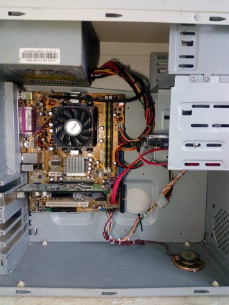 Системный Блок/Компьютер/Комплект AMD Athlon X2 4200+

Чистый, без запахов/жив. . фото 2