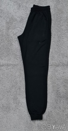 Код товара: 2028.1
Мужские спортивные штаны с двумя карманами на молнии, нижняя . . фото 1