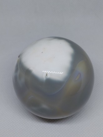 Предлагаем Вам купить красивый шар (сфера) из натурального агата.
вес 283 грамм,. . фото 9