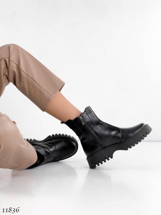 До Вашої уваги класні зимові черевики чорні жіночі
38 розмір, але маломірять - т. . фото 4