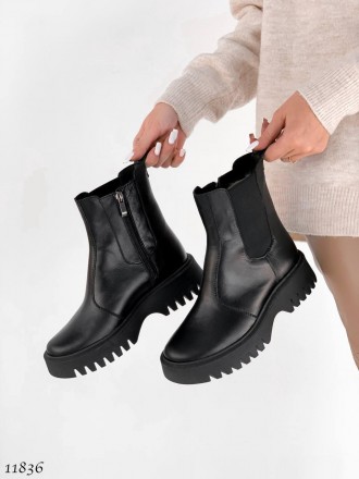 До Вашої уваги класні зимові черевики чорні жіночі
38 розмір, але маломірять - т. . фото 3
