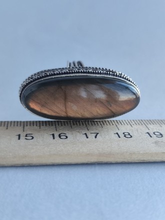 Пропонуємо вам купити дуже гарний перстень - натуральний лабрадор в сріблі. 
Роз. . фото 9