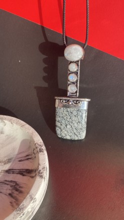  Пропонуємо Вам придбати кулон з натуральним каменем сніговий обсидіан та місячн. . фото 4