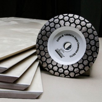 ОПИСАНИЕ
Идеальное решение для отделки керамической плитки, керамогранита как по. . фото 6