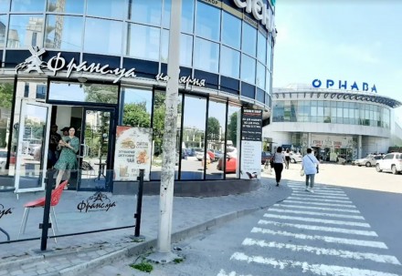 Продаємо приміщення в ТЦ Кристал , вул.Живова 15 б (перед ТЦ Орнава) на 6-му пов. Центр. фото 9