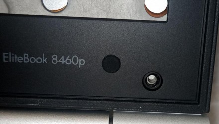 Корпус з ноутбука HP EliteBook 8460p

Стан на фото. Всі різьби та кріплення ці. . фото 9