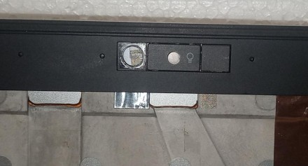 Корпус з ноутбука HP EliteBook 8460p

Стан на фото. Всі різьби та кріплення ці. . фото 7