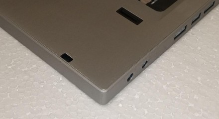 Середня частина корпуса (топкейс) з ноутбука HP EliteBook 8460p 8470p 642744-001. . фото 7