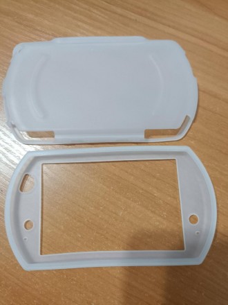 мягкий силиконовый чехол для PSP GO защитит вашу приставку от повреждений и сохр. . фото 4
