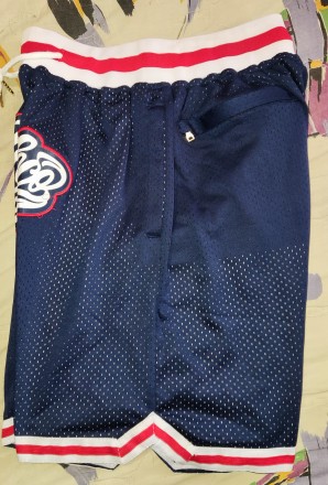 Баскетбольные шорты NCAA Horth Carolina, размер-S, длина-48см, пояс 33-40см, два. . фото 8