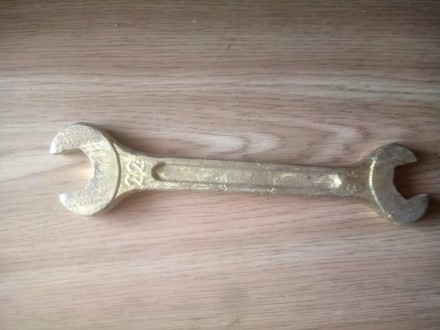 Ключ 19 х 22 гаечный, рожковый, искробезопасный (взрывобезопасный), советский.Дл. . фото 4