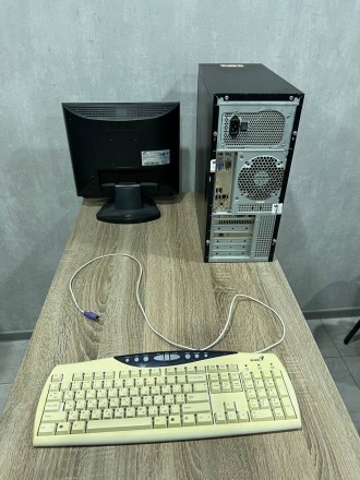 По отдельности: монитор 700грн системник 1500грн клавиатура 100грн + есть мыши в. . фото 8