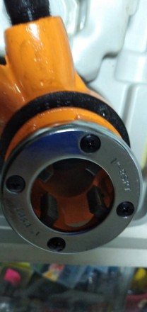 Набор клуппов 1/2"-3/4"-1"+ плашкодержатель  с трещоткой для нарезания  наружной. . фото 10
