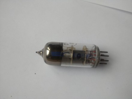 Краткое техническое описание на лампа 6Ж38П6Ж38ПМиниатюрный высокочастотный пент. . фото 7