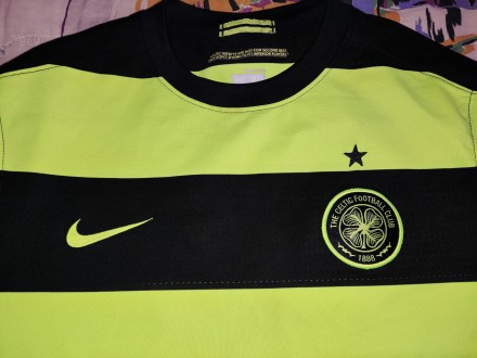 Футболка Nike FC Celtic, размер XS-S, длина-67см, под мышками-47см, в отличном с. . фото 8