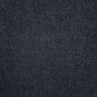 Самоклеящийся ковролин представляет собой небольшие квадраты с выраженным ворсов. . фото 2