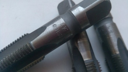 Метчик К1/2 коническая резьба Р6М5. Киев. фото 1 Метчик К1/2 коническая резьба Р6М5. Киев. фото 1