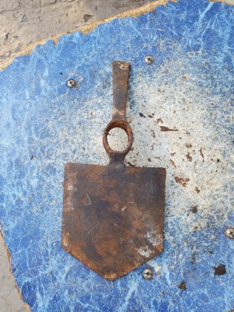 Продам Лопата-кирка ретростаринна царська німецька лопата кирка саперна лопата Ц. . фото 8