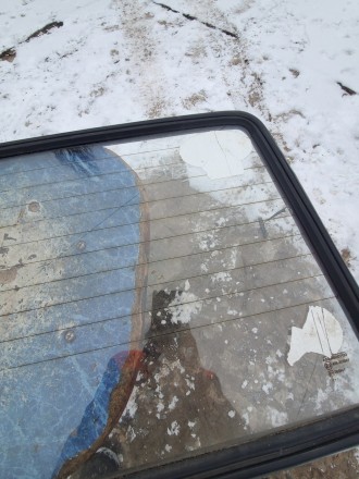 Продам стекло с подогревом задней крышки багажника автомобиля ВАЗ 2104 Жигули 21. . фото 3