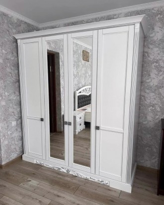 Пропонуємо білу 4х дверну шафу Артеміда з дзеркалами в класичному стилі з дерева. . фото 2