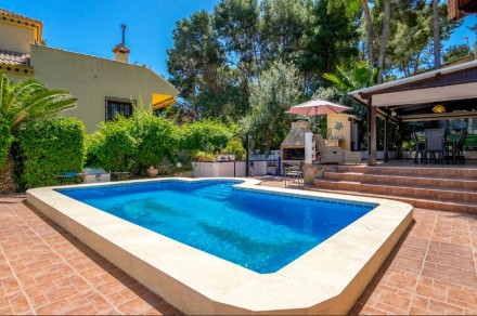 This exquisite Mediterranean style villa provides the ideal accommodation in the. . фото 2