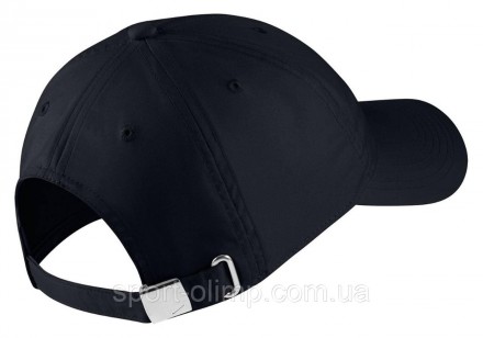 Зручна дитяча кепка Nike H86 Cap Metal Swoosh Junior black — AV8055-010 у спорти. . фото 3