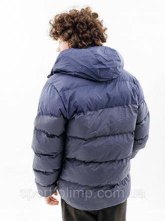 Зимова куртка Nike — це надійний і стильний захист від холоду, який поєднує в со. . фото 5