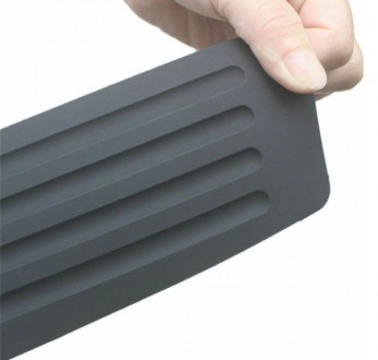 Защитная накладка для заднего бампера из высококачественной, мягкой, прочной рез. . фото 3
