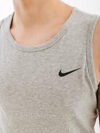 Майка Nike — це стильний та функціональний одяг, створений для тих, хто цінує ко. . фото 5