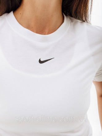 Футболки Nike — це популярний і стильний одяг, який поєднує в собі комфорт і спо. . фото 4