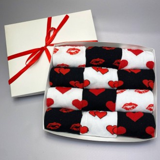 Набір жіночих шкарпеток у подарунковій коробці для жінок 12 пар білі та чорні з . . фото 2
