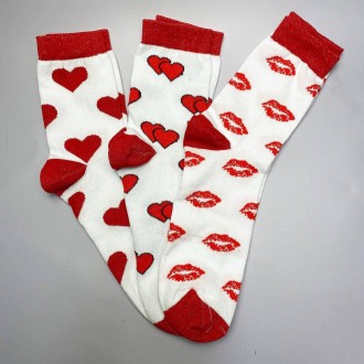 Набір жіночих шкарпеток у подарунковій коробці 8 пар білі з сердечками
В комплек. . фото 6