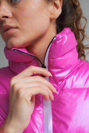Женская демисезонная куртка Укороченный пуховик Bubble Теплая без капюшона
- Осн. . фото 8