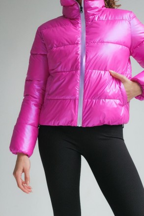 Женская демисезонная куртка Укороченный пуховик Bubble Теплая без капюшона
- Осн. . фото 7