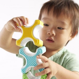 Магнитная игрушка-конструктор. В наборе элементы Х-образной формы со встроенными. . фото 11