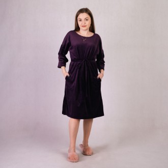 Платье женское свободное велюровое однотонное с карманами и поясом летнее баклаж. . фото 2