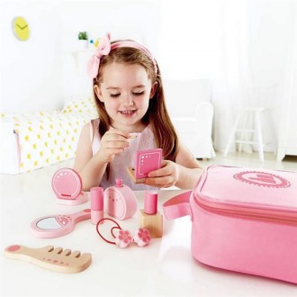 Що потішить маленьку леді? Звичайно ж, стильна рожева валізка принцеси від Hape,. . фото 2