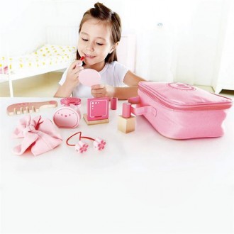 Что обрадует маленькую леди? Конечно же стильный розовый чемоданчик принцессы от. . фото 4