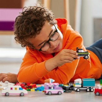 Подаруйте дітям від 5 років, які обожнюють машинки, набір LEGO® Classic Творчі т. . фото 7