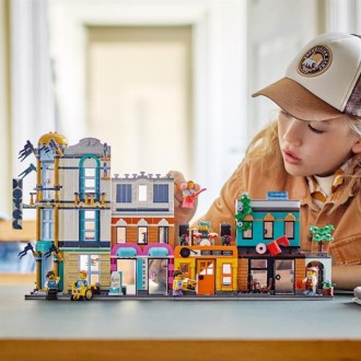 Шанувальники LEGO® Creator Центральна вулиця 3 в 1 від 9 років зможуть зануритис. . фото 2