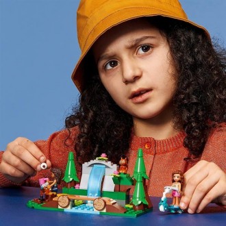 Нехай маленькі шанувальники природи насолодяться грою з персонажами LEGO® Friend. . фото 2